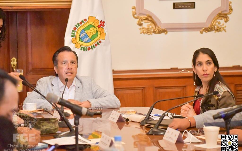 FGE expuso 5 mandamientos judiciales y 7 detenciones en flagrancia