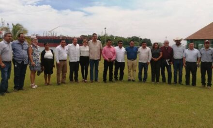 Cazones: Presidente Municipal asiste a la firma de Convenio «INVEDEM» 2022