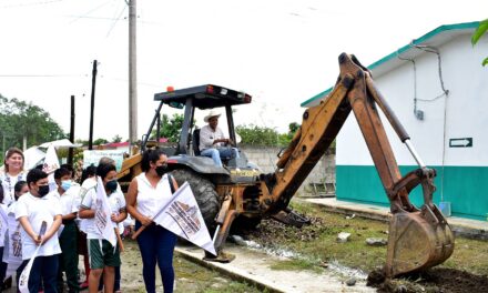 Naranjos: Banderazo de inicio de construcción de barda en escuela primaria