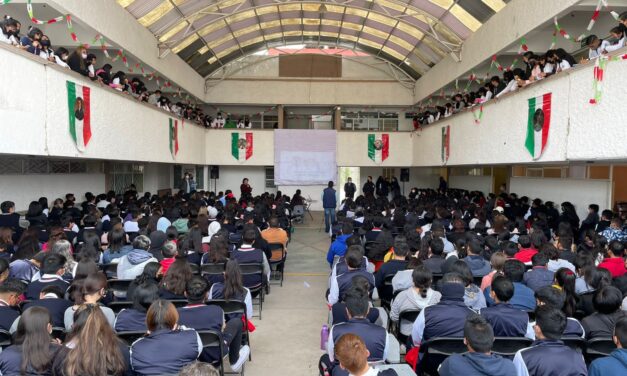 UECS capacita a plantel educativo en prevención al secuestro y engaño telefónico