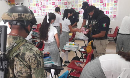 Tamiahua: Operativo Mochila en escuela telesecundaria «Adolfo López Mateos»