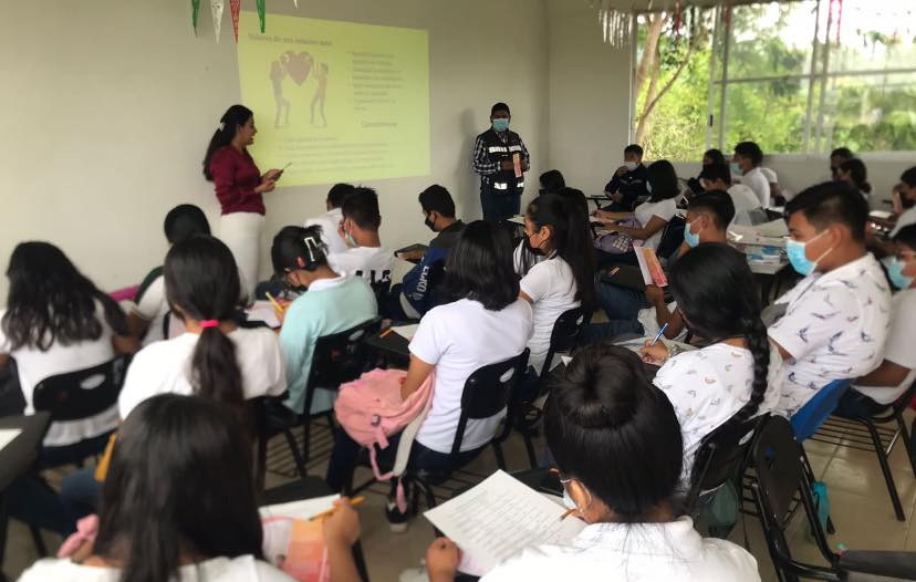 Gobierno municipal de Álamo implementa Cursos Talleres en beneficio de las juventudes