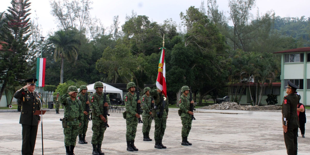 Coatzintla: Ceremonia de toma de posición del cargo y protesta de bandera del comandante del séptimo batallón de infantería