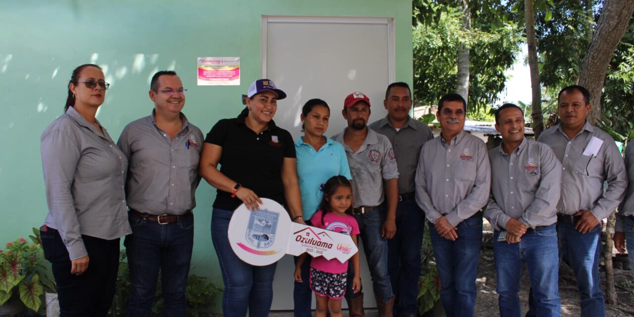 Ozuluama: En Alto de Moralito se entrega cuartos dormitorios