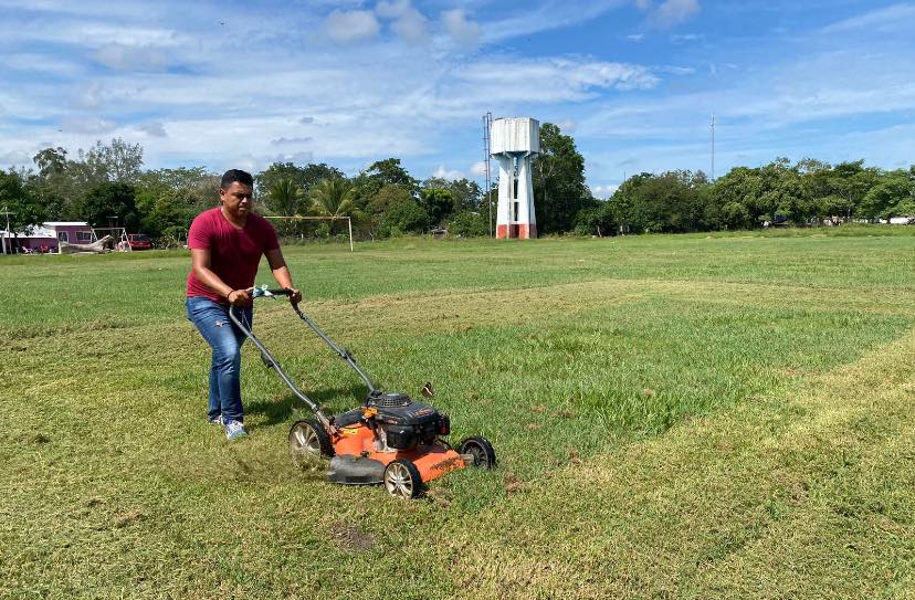 Álamo: Mantenimiento al Campo Deportivo de Ojital Ciruelo
