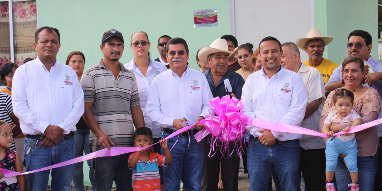 Ozuluama: Compromiso cumplido para 13 familias beneficiadas con cuartos dormitorios