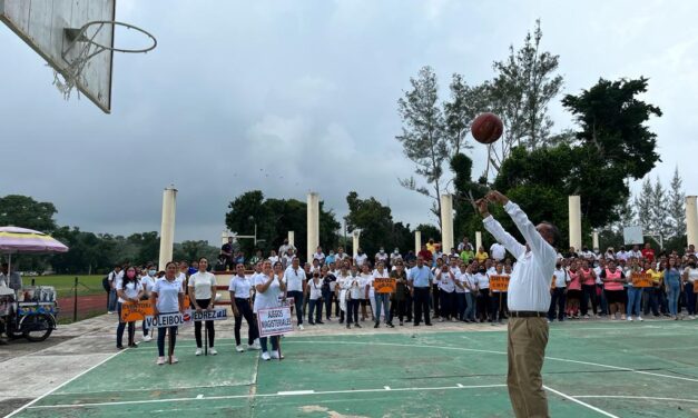 Gutiérrez Zamora: Ceremonia de inauguración de juegos deportivos y culturales magisteriales