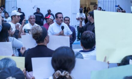 Martínez de la Torre: Alcalde atiende a habitantes de la comunidad Salvador Díaz Mirón