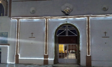 Tamiahua: Instalación de la iluminación para los eventos navideños