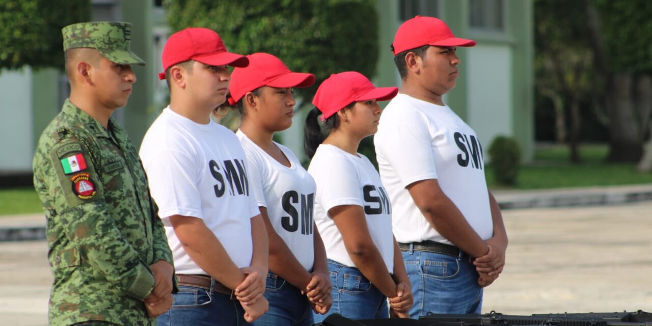 Coatzintla: Entrega de cartillas liberadas clase 2003, autoridades felicitan a los nuevos soldados