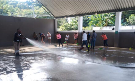 Álamo: Supervisión y limpieza de escuelas afectadas por el conato de inundación
