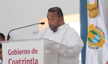 César Ulises García Vázquez presidente de Coatzintla rinde su primer informe de gobierno