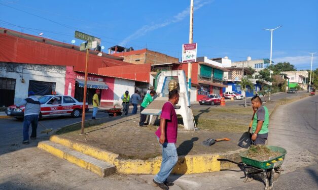Martínez de la Torre: Labores de limpieza y remazado de espacios públicos