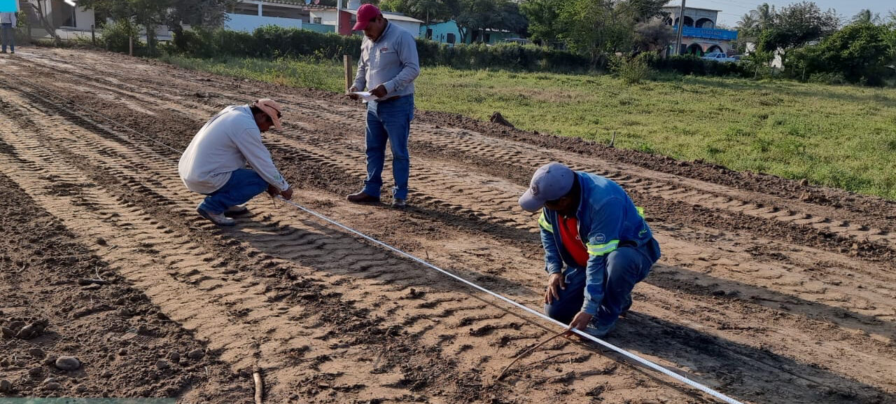 Ozuluama: Avances en la cancha y techumbre de usos múltiples en Cucharas