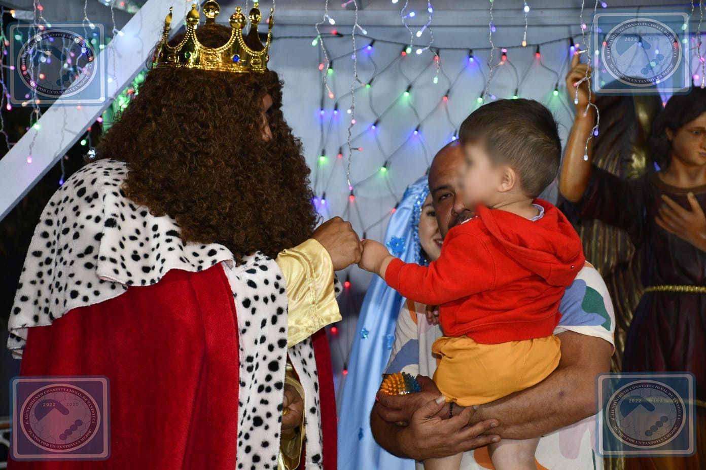 Tantoyuca Autoridades Acercan Alegría A Los Niños Con La Sesión De Fotos Con Los Reyes Magos 