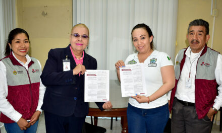 Ayuntamiento de Naranjos Amatlán firma convenio con IVEA