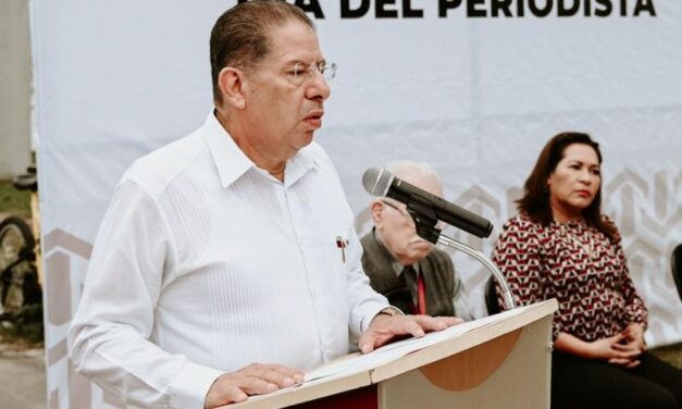 Gobierno de Tuxpan felicita y reconoce la labor de los periodistas