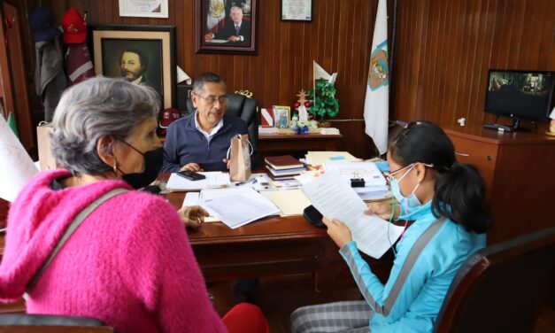 Gutiérrez Zamora: Entrega de lentes – óptica ISIS