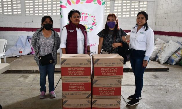 Citlaltépetl: Entrega desayunos escolares calientes a 19 planteles educativos