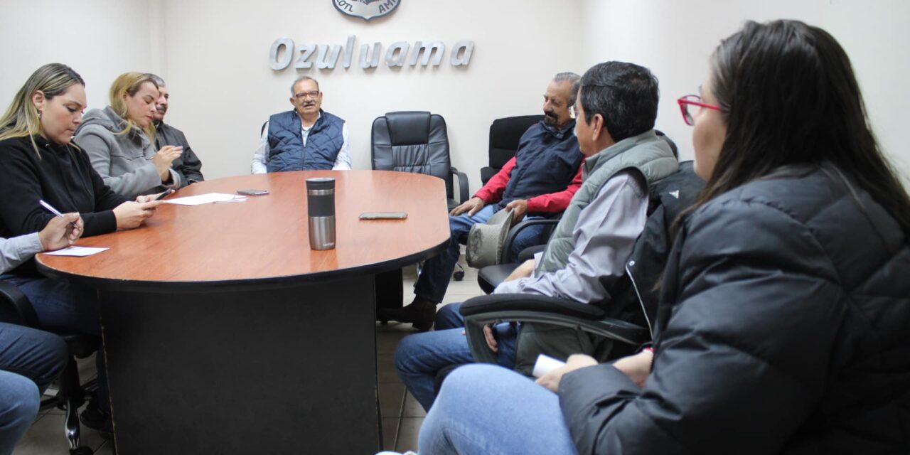 Reunión de jinetes para la expo feria de Ozuluama
