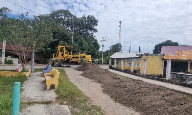 Ozuluama: Trabajos de rehabilitación de las calles de La Laja