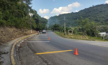 Ixhuatlán: topes reductores de velocidad