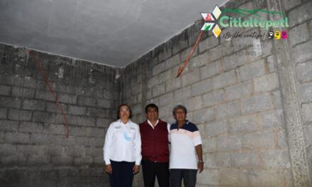 Citlaltépetl: Alcalde inaugura la construcción de techos firmes