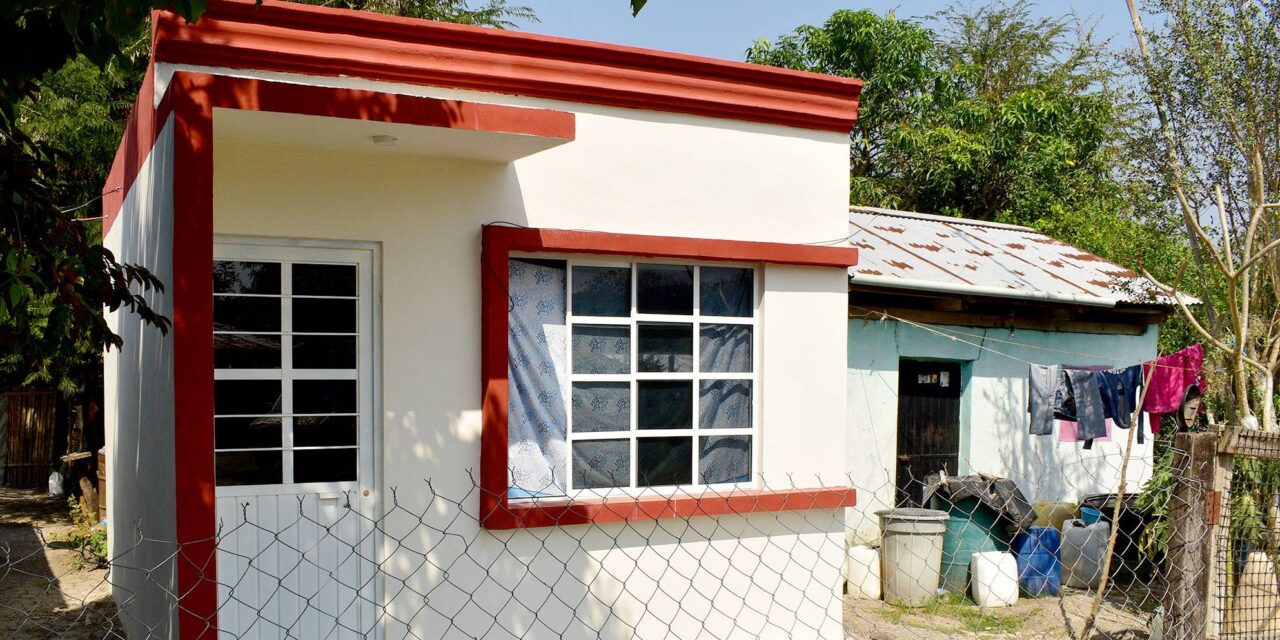 Naranjos: Alcalde entrega cuartos dormitorios en la comunidad del aguacate