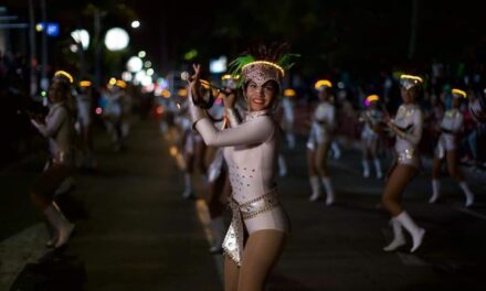 Esperan más de 200 mil personas en el carnaval de Martínez de la Torre