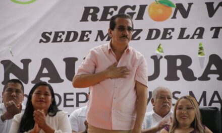 Martínez de la Torre: Las maestras y los maestros son el pilar de la educación