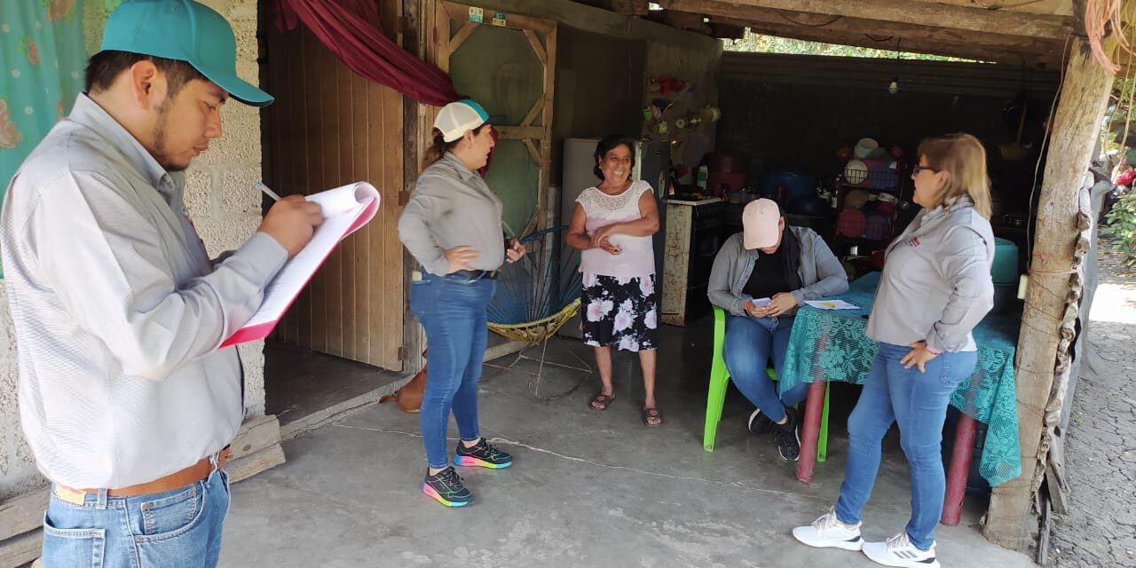 Ozuluama: Visita a domicilios en tierra y libertad