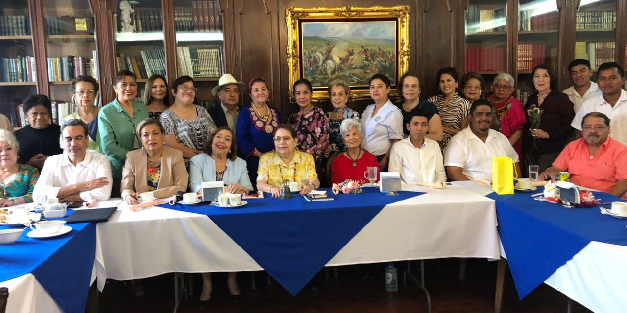 Ozuluama: Reunión con el circulo de lectura en Tampico