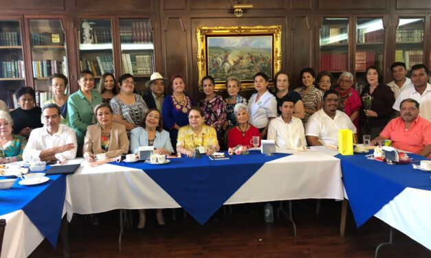Ozuluama: Reunión con el circulo de lectura en Tampico