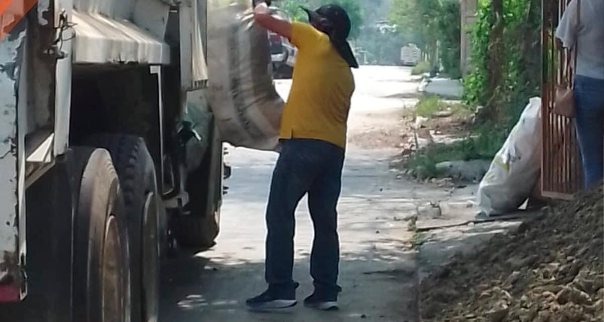 Tepetzintla: recolección de basura en las calles
