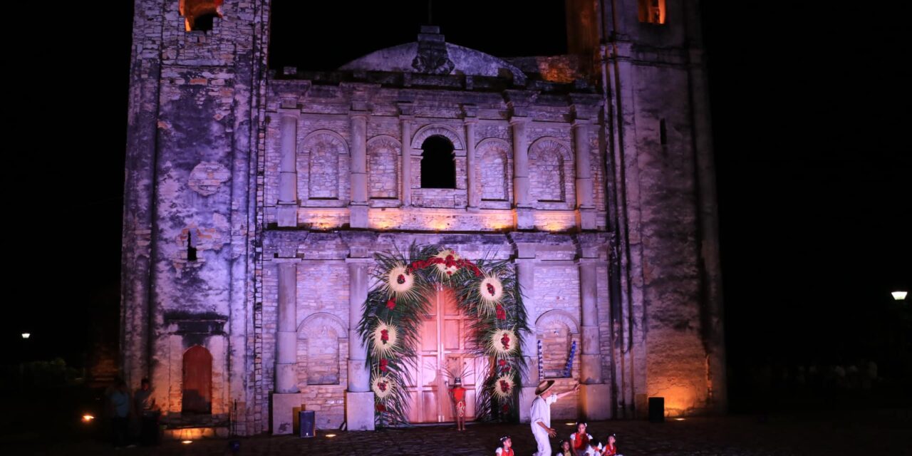 Zozocolco: Inauguración de la Iluminación Arquitectónica de la Parroquia de San Miguel Arcángel