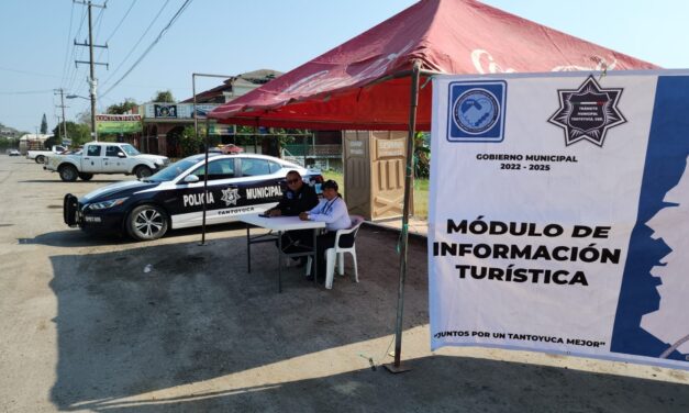 Tantoyuca: Tránsito municipal con apoyo a vacacionistas a través de módulos de información turística