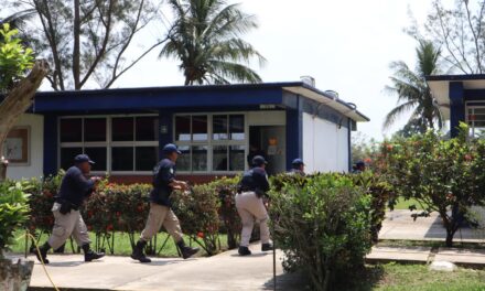 Gutiérrez Zamora: Con éxito se lleva a cabo un simulacro de detonación de arma de fuego en CBTis 191