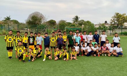 Tampico Alto: Emotivo partido de fútbol entre Cuervos JR y el equipo de la escuela primaria Justo Sierra