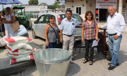 Coatzintla: Entrega SEDARPA insumos y equipo para seguir trabajando en las escuelas extensionistas de diversos municipios
