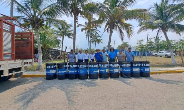Cazones: donación de 25 tambores 