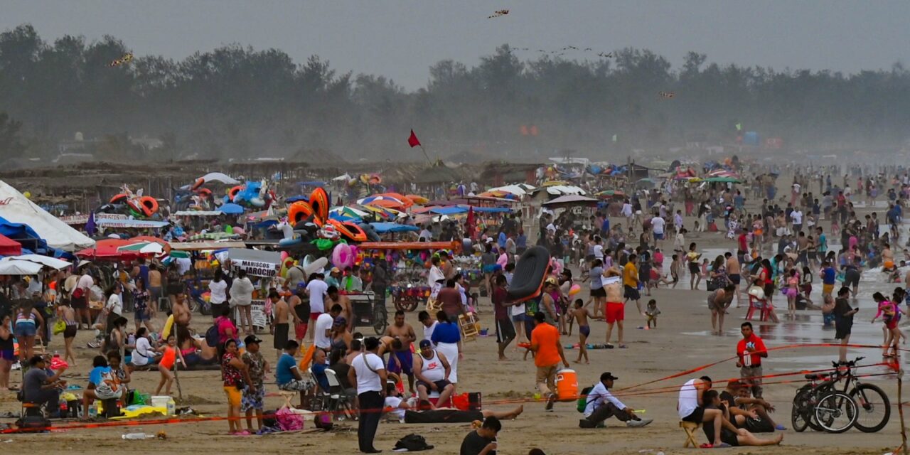Impresionantes lucieron las playas de Tuxpan este jueves