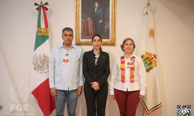 Fiscal general se reúne con la presidente municipal de Tamiahua