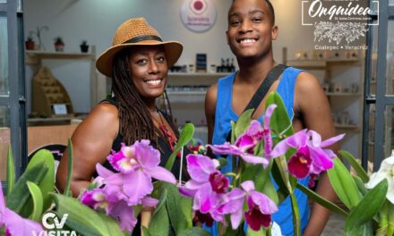 Por Semana Santa, turistas llegan a Coatepec para disfrutar del Festival Internacional de la Orquídea