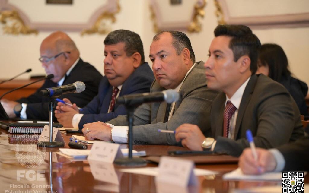FGE informa en sentencia condenatoria de un año y seis meses de prisión por los delitos de daños y despojo