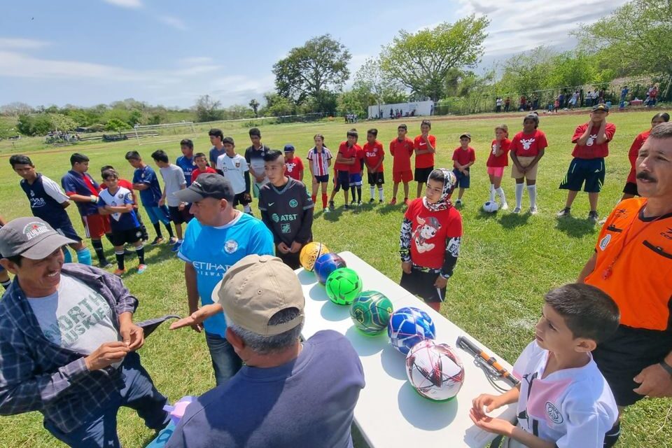 Ozuluama: Cuadrangular Infantil de Fútbol Soccer