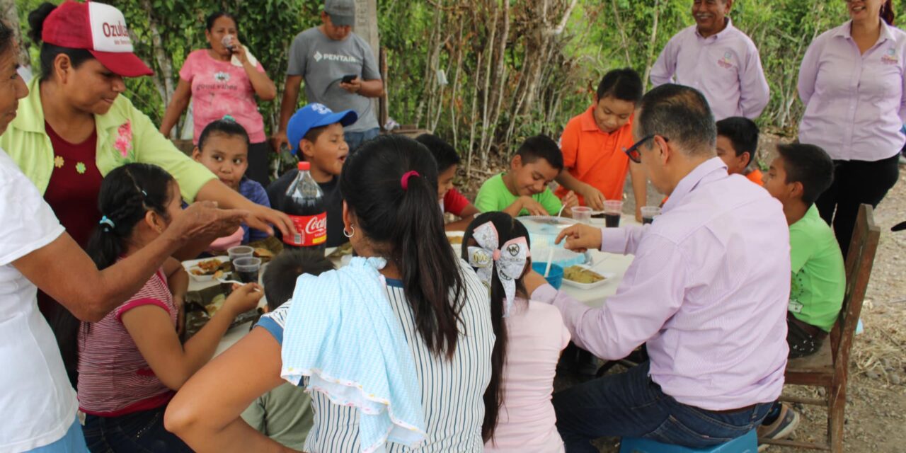 Ozuluama: Festejo del día de niños y niñas en Estribillo