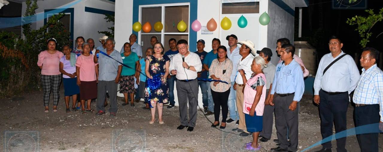 Tantoyuca: Inauguró y hace entrega alcalde JGA de más cuartos dormitorio