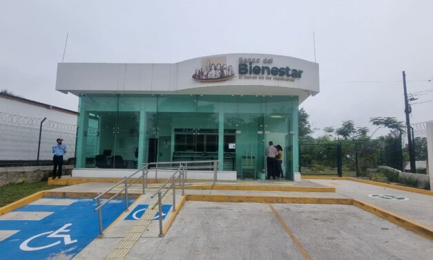 Ozuluama: Banco del Bienestar en funcionamiento