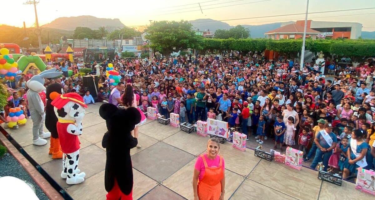 Tepetzintla: celebración del Día del niño