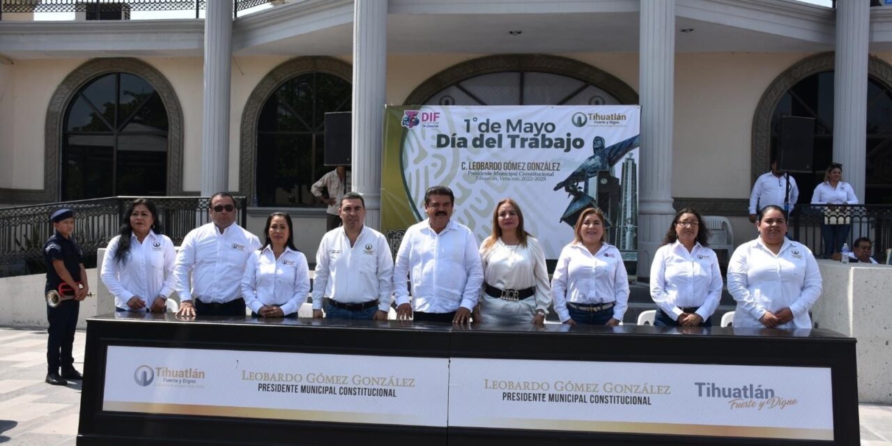 Tihuatlan: desfile por el 110 Aniversario del Día del Trabajo